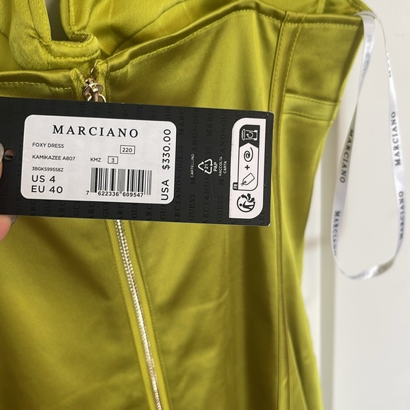 Dress Guess beautiful color , use 1 time, to small for me - Picture 3 of 4